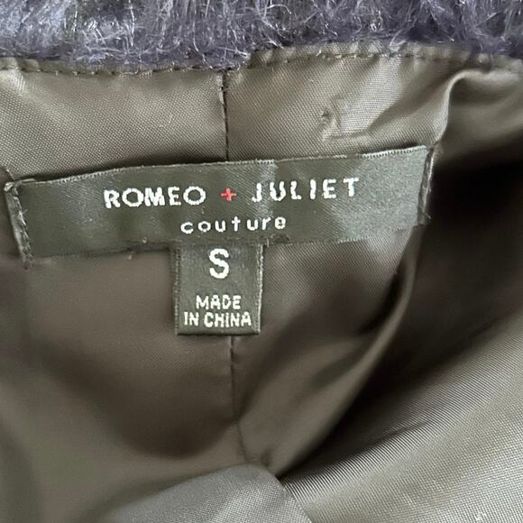 Romeo & Juliet Women Sleeveless Fuzzy Faux Fur Vest Jacket Grunge Black Small - Picture 5 of 8